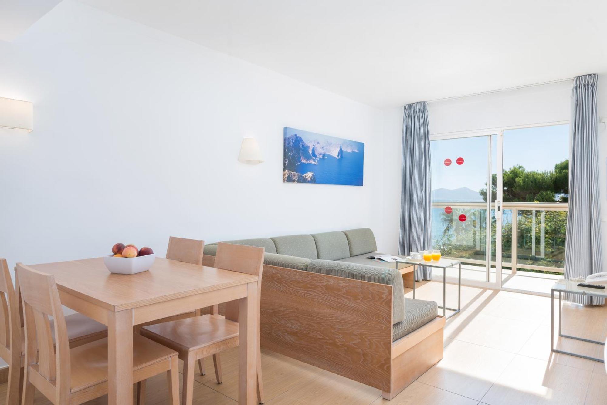 Two-Bedroom Apartment with Sea View